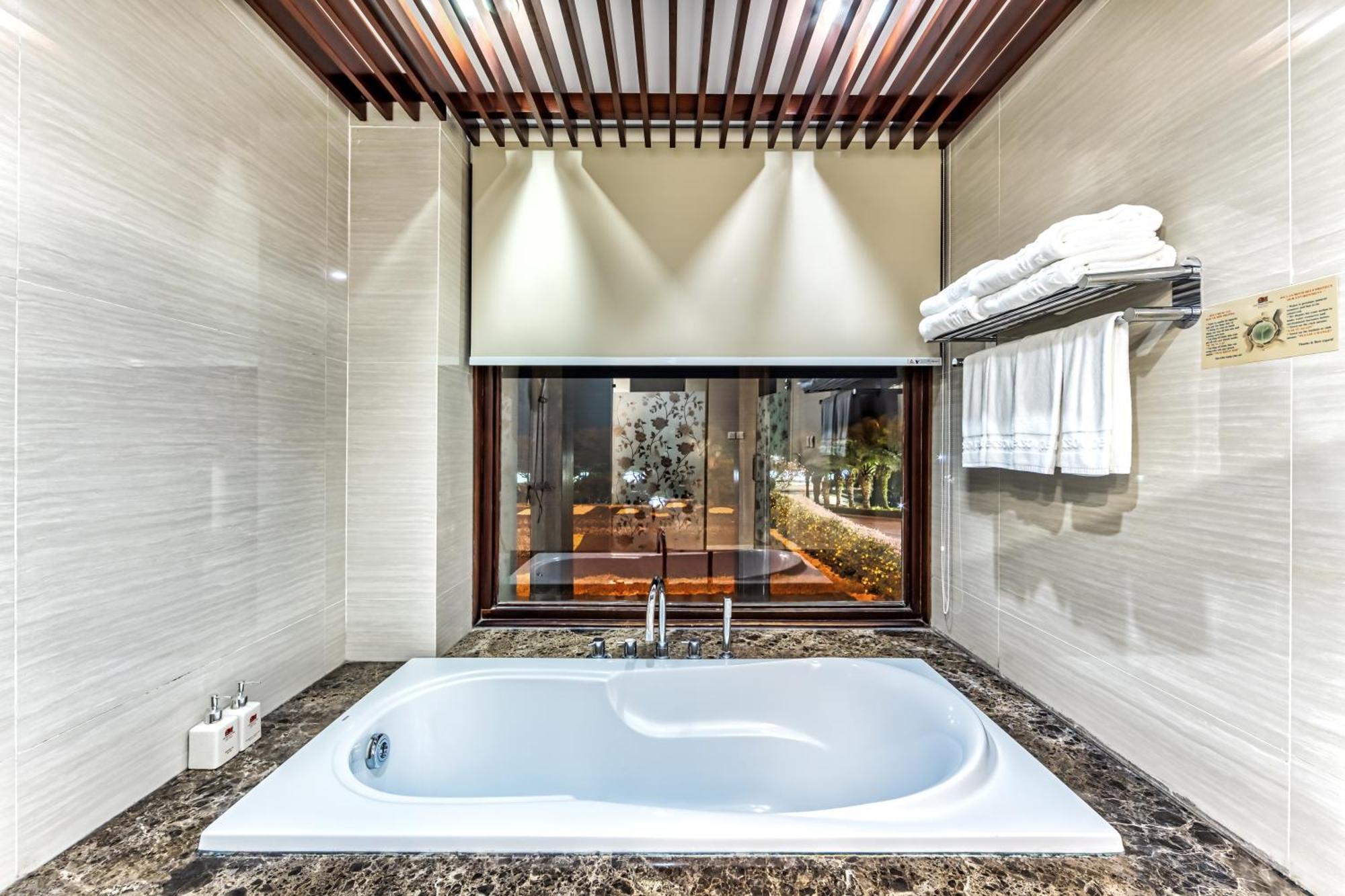 Vietsovpetro Ho Tram Beach Resort & Spa Luaran gambar